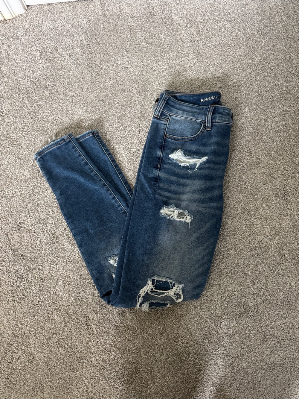 American Eagle Distressed Blue Women's Skinny Jeans